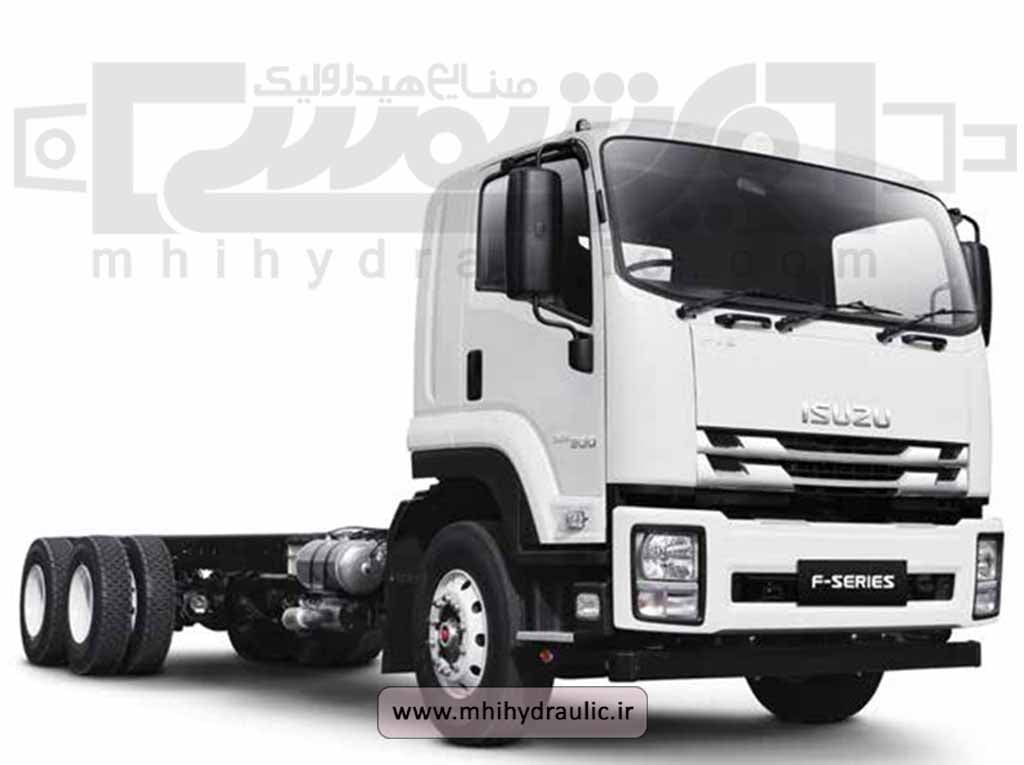 ایسوزو ۱۸ تن 1